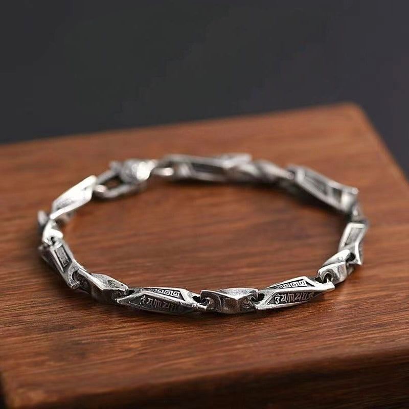 Vintage Ethnic Möbius Loop Bracelet – Distressed Blackened Finish, Minimalist Statement